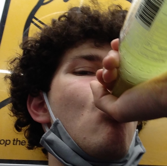 Meet your Posher, Sevan - Picture 1 of 1